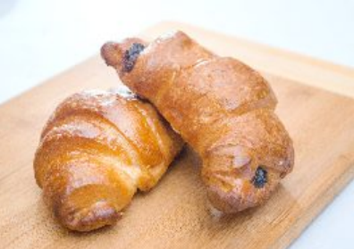 Croissant ciocolată