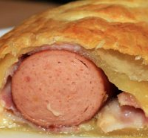Super Crenwursti în foietaj - 130 g